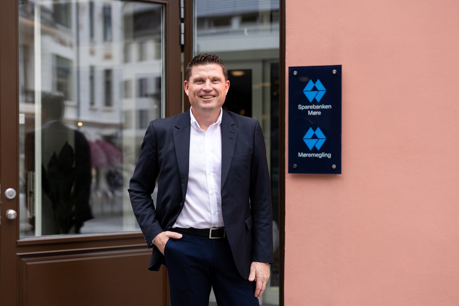 Adm. dir Sparebanken Møre; Trond Lars Nydal 